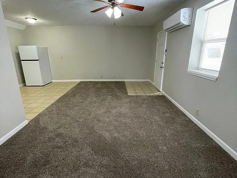 415 W Clem-EBERT — Photo 5