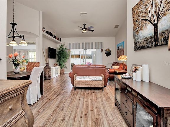 5th image of 24127 Buckingham Way