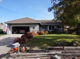 705 Hillcrest Dr, La Grande, OR 97850