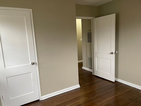 5th image of 3510 Ephraim McDowell Dr #2