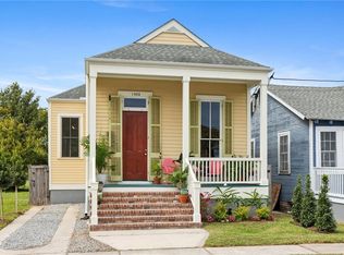 1406 Clouet St, New Orleans, LA 70117