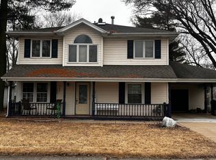 9208 S Monitor Ave, Oak Lawn, IL