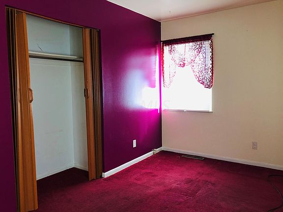 4th image of 67 Woodlawn Ave