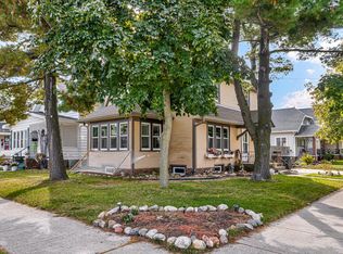 1003 Ashland Ave, Sheboygan, WI 53081