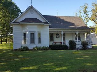 18651 E 1650 Rd, Stockton, MO 65785