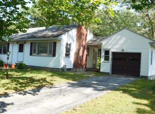 9 East Rd, South Glens Falls, NY 12803