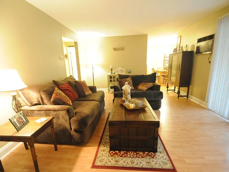 1810 Skyline Dr — Photo 28