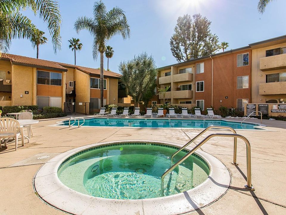 1st image of 15425 Sherman Way APT 260