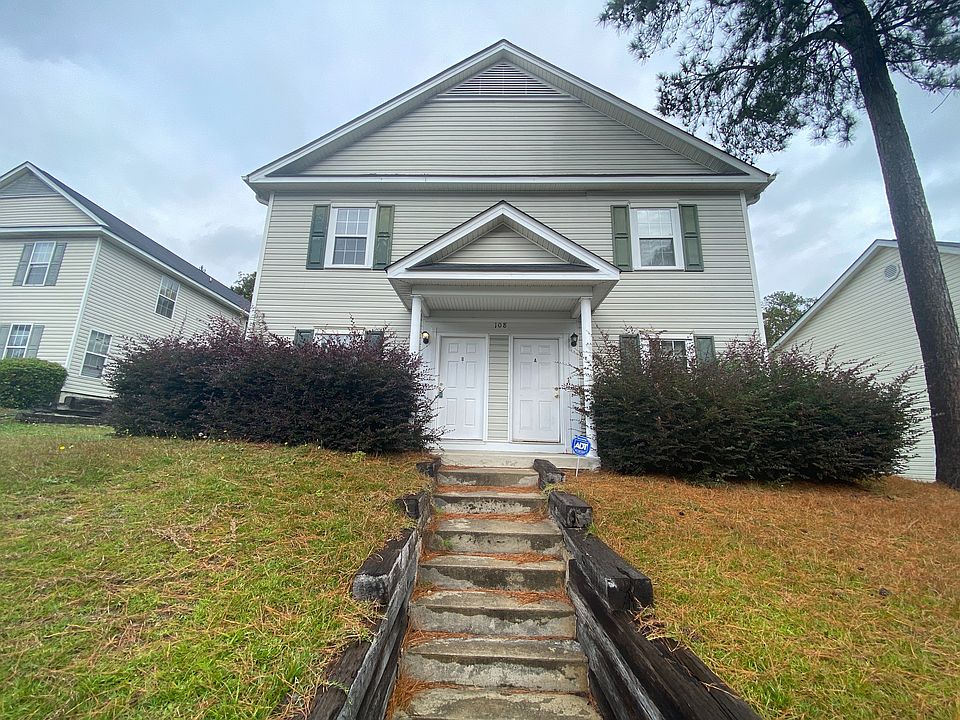1st image of 108 Winterberry Ln #B
