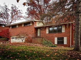 235 Hillock Ln, Pittsburgh, PA