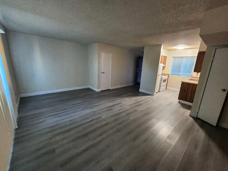 225 E Foster Ave #2 — Photo 6