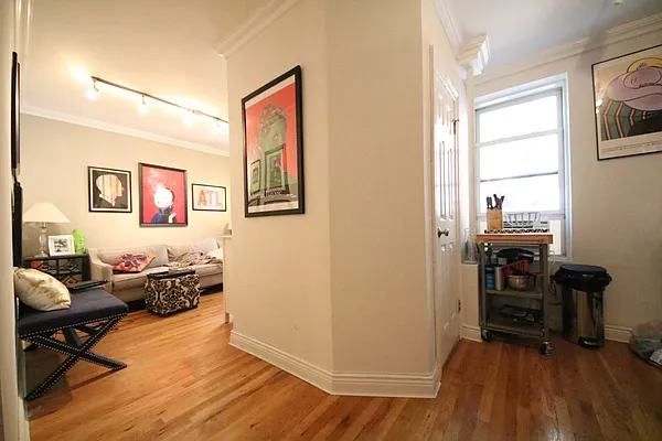 Rented by (Legacy) NY Quality Living Uptown | media 9