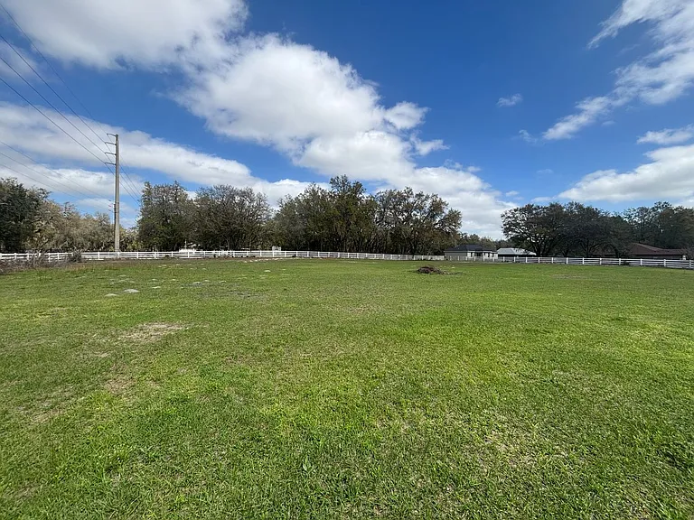 11435 SW 140th Ave — Photo 31