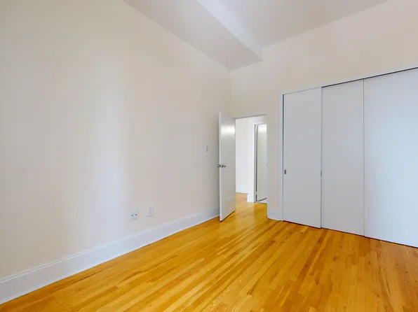 1 Astor Place image 4 of 8