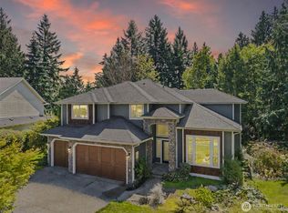 6408 179th Ave E, Lake Tapps, WA 98391