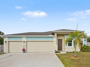 831 Beach St SW, Palm Bay, FL 32908