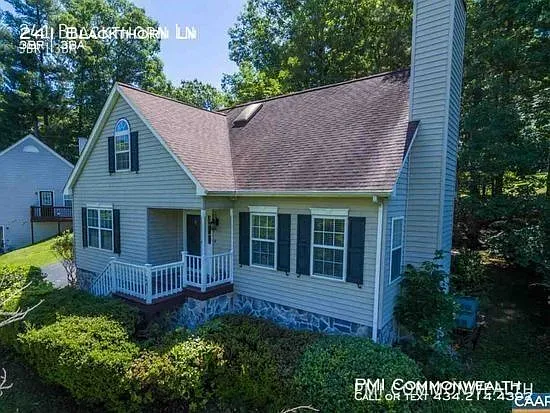 241 Blackthorn Ln — Photo 1