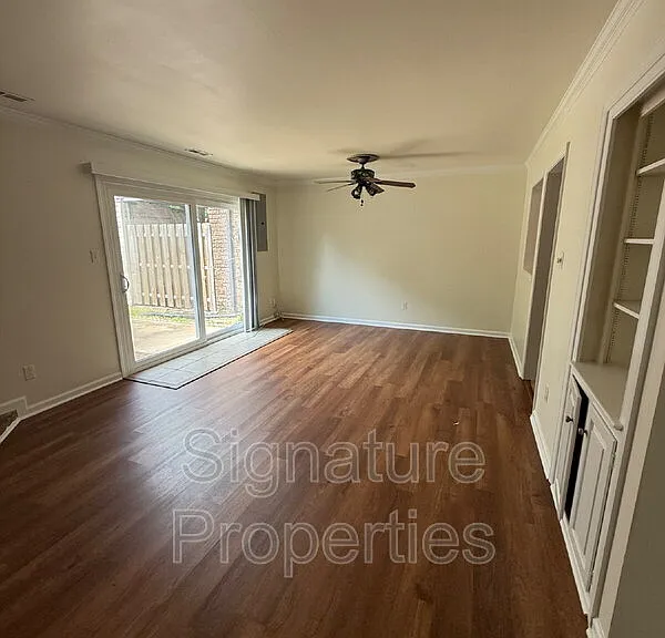 913 Ewell Rd — Photo 7