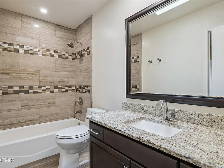 15020 N 40th St #37 — Photo 35