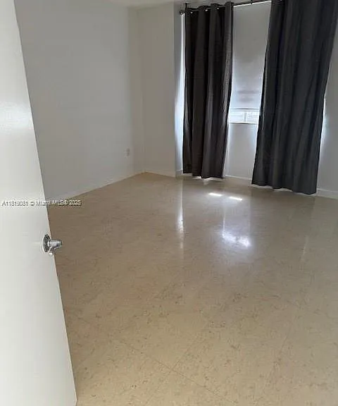 19501 W Country Club Dr #1815 — Photo 11