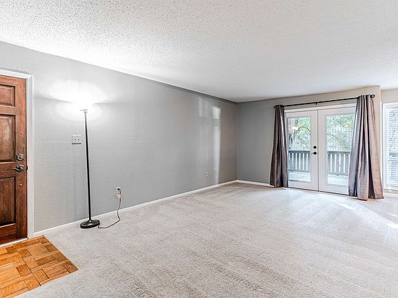 5th image of 816 Creekside Dr #2504