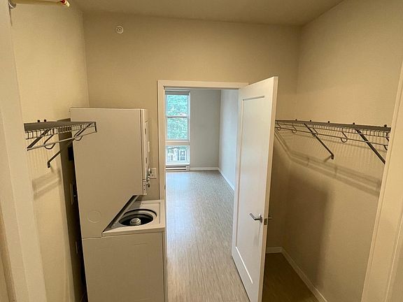 5th image of 3535 Grand Ave S APT 301