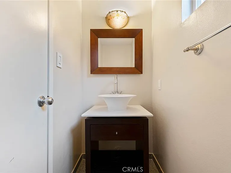 4208 Morro Dr — Photo 12
