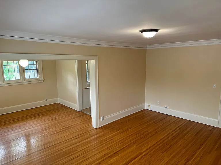 2816 Xerxes Ave S — Photo 4