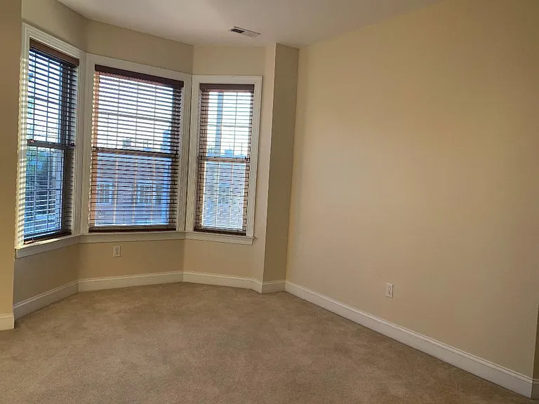 2449 Grays Ferry Ave — Photo 3
