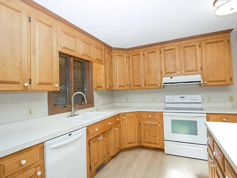 962 Water Oak Pl — Photo 20