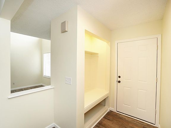 4th image of 7665 Granby Way
