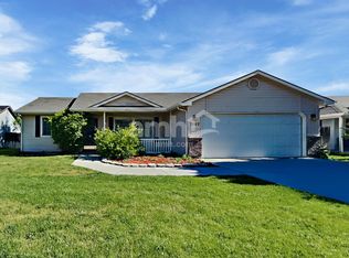 7702 Bridgeport Dr, Nampa, ID 83687