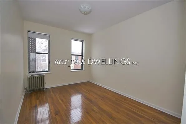 Rented by New York Dwellings LLC | media 25