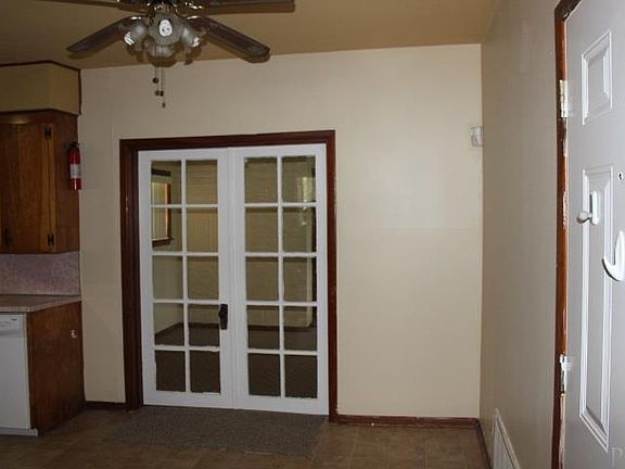 3rd image of 2510 N L St