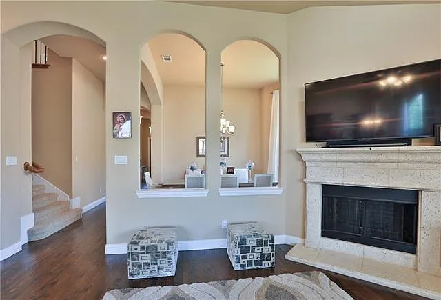 2529 Brandon Dr — Photo 6