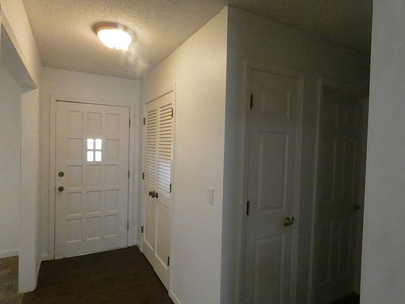 3rd image of 3601 NE 76th Ter
