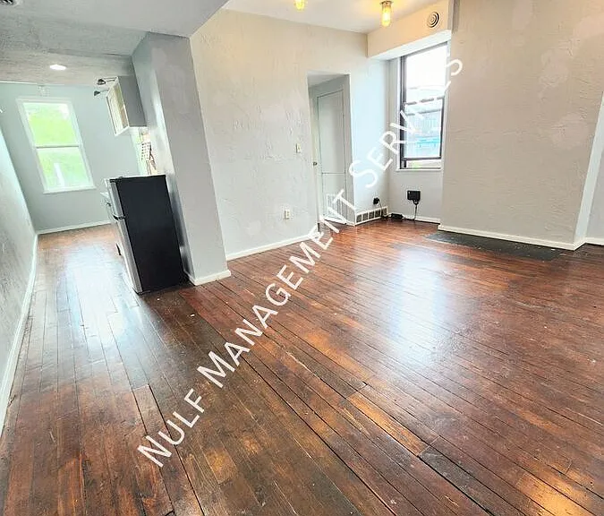 4901 Penn Ave #4 — Photo 4
