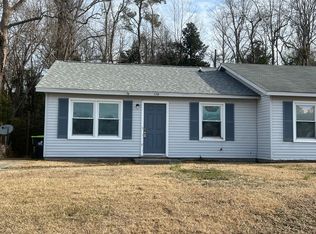 118 Stallion Dr, Jacksonville, NC 28540