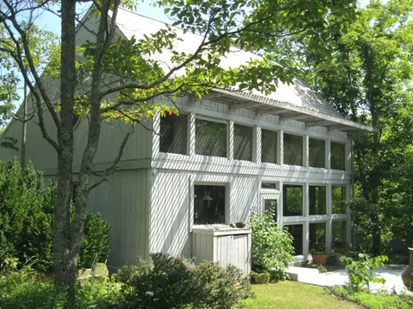 15155 County Road 16, Corning, OH 43730