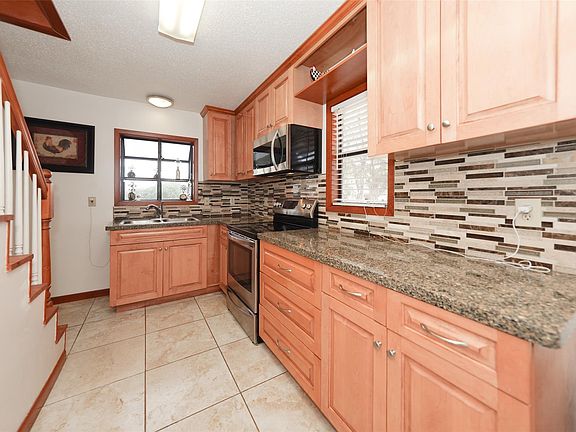 4th image of 15021 County Road 272