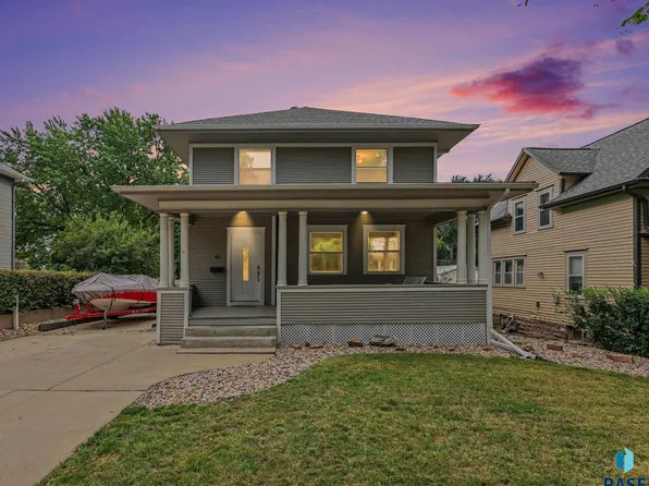 811 W 7th St, Sioux Falls, SD 57104