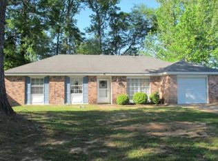 134 Whispering Pines Loop, Leesville, LA 71446