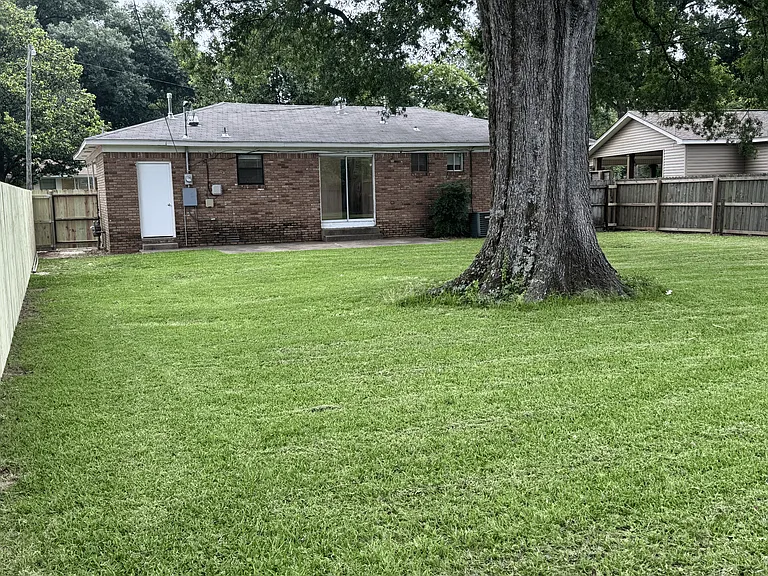 316 Brookpark Dr — Photo 15
