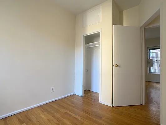 Rented by Oxford Property Group | media 10