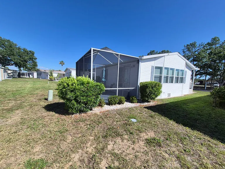 2113 Sawgrass Ln — Photo 7