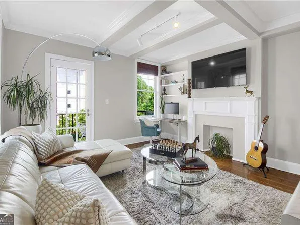 2840 Peachtree Rd NW APT 406, Atlanta, GA 30305