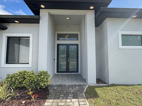 2nd image of 1011 SW 15th Pl