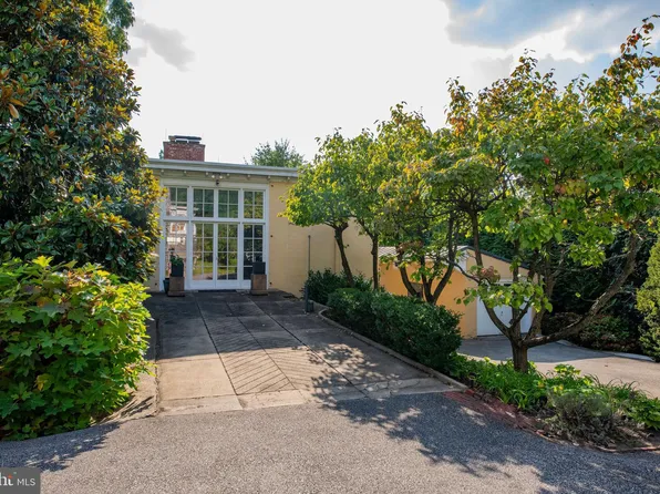 141 Bethlehem Pike, Philadelphia, PA 19118