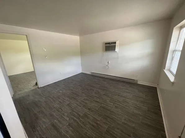 833 Westside Blvd NW, 833 Westside Blvd NW APT B, Roanoke, VA 24017