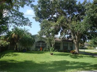 389 4th Ave, Labelle, FL 33935